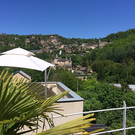 La Desirade Bed and Breakfast Salles-la-Source Εξωτερικό φωτογραφία