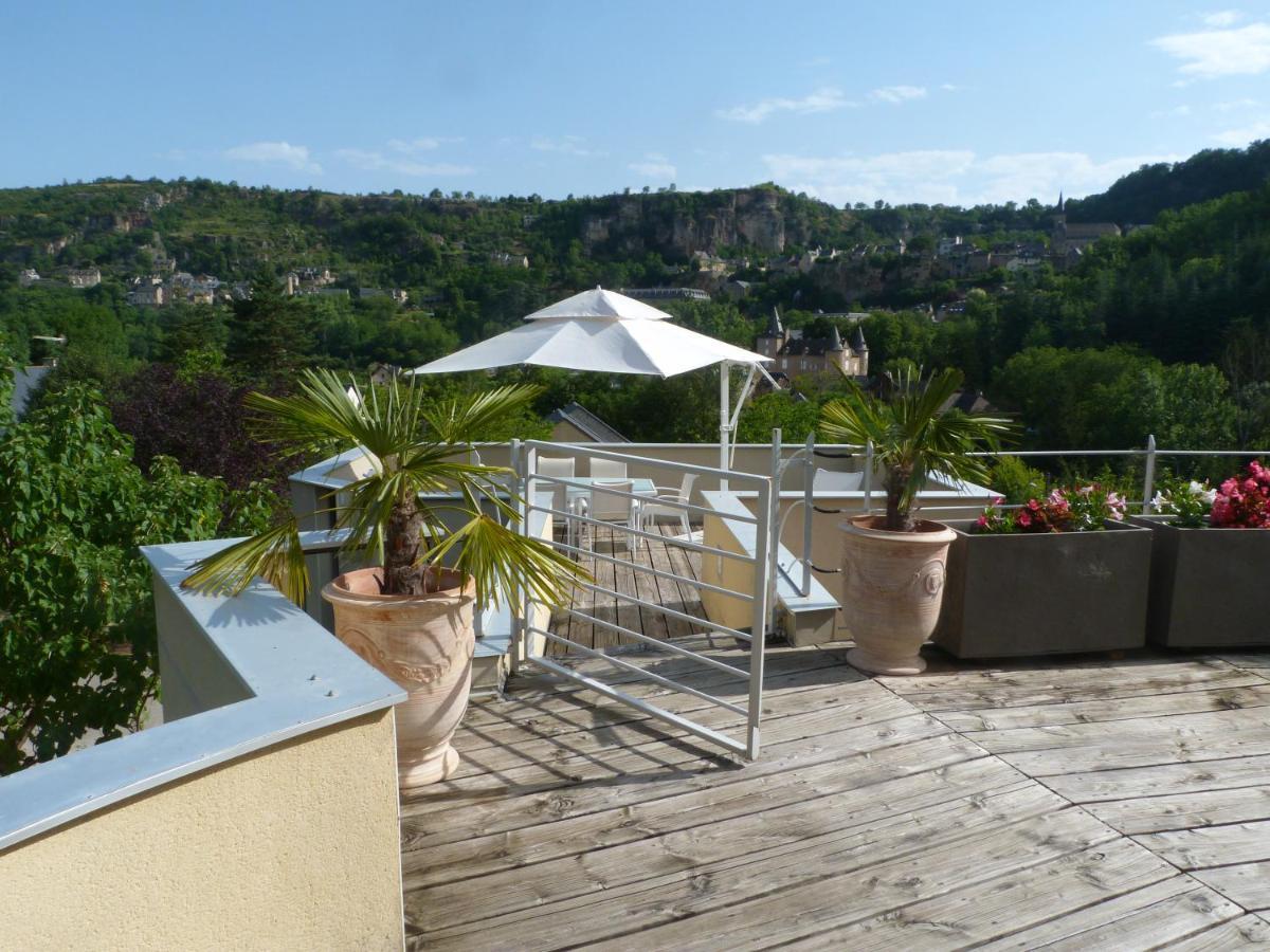 La Desirade Bed and Breakfast Salles-la-Source Εξωτερικό φωτογραφία