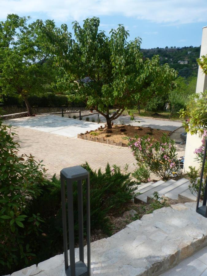 La Desirade Bed and Breakfast Salles-la-Source Εξωτερικό φωτογραφία